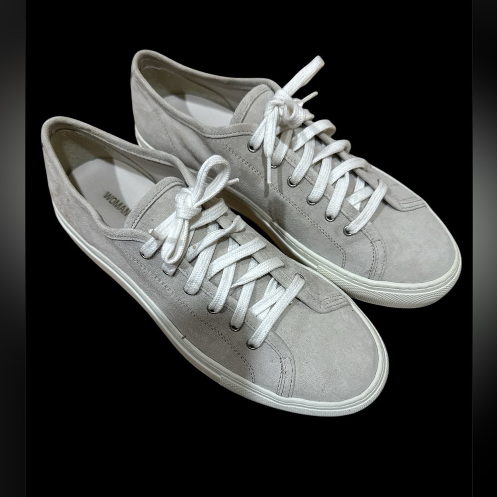 Authentic gentle used women by common project sneaker shoes size 37 6.5